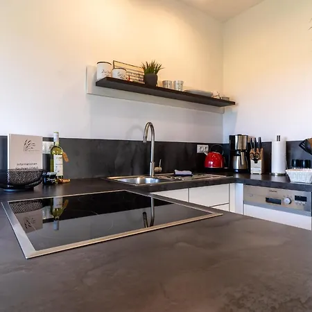 Unter Reet Blinkfueer Tumlauer Koog